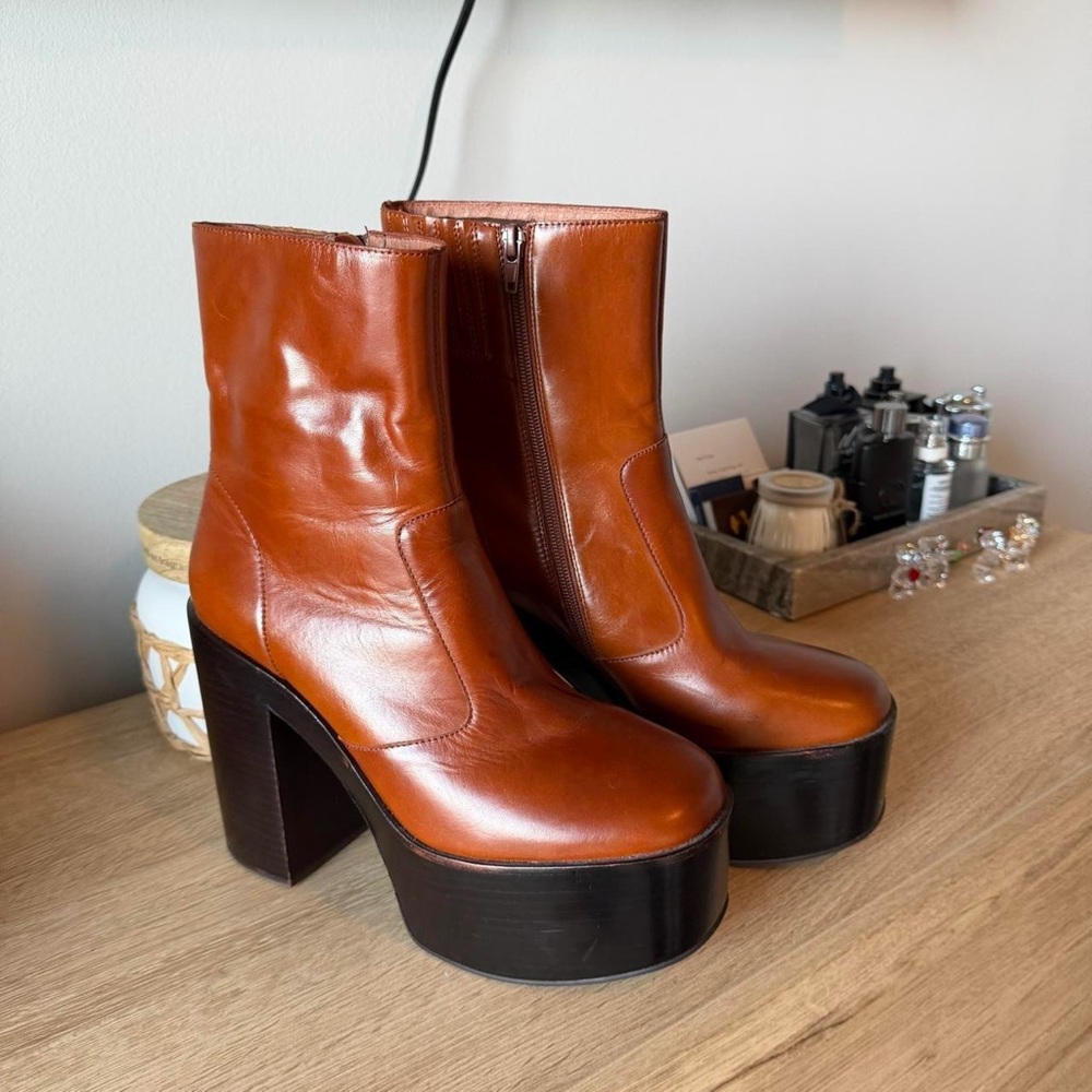 Jeffrey Campbell Brown Leather Platform Boots